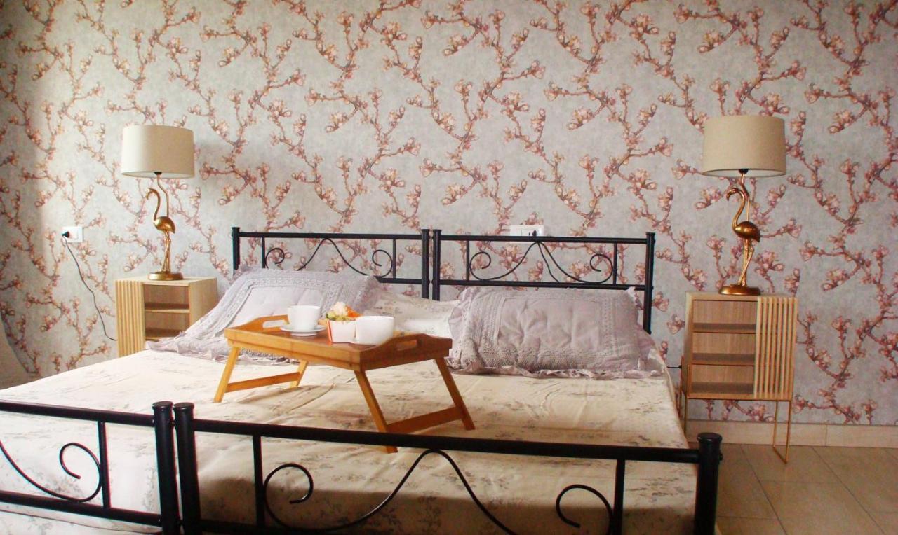 La Finestra Sulla Fiera Bed & Breakfast Bologna Exterior foto
