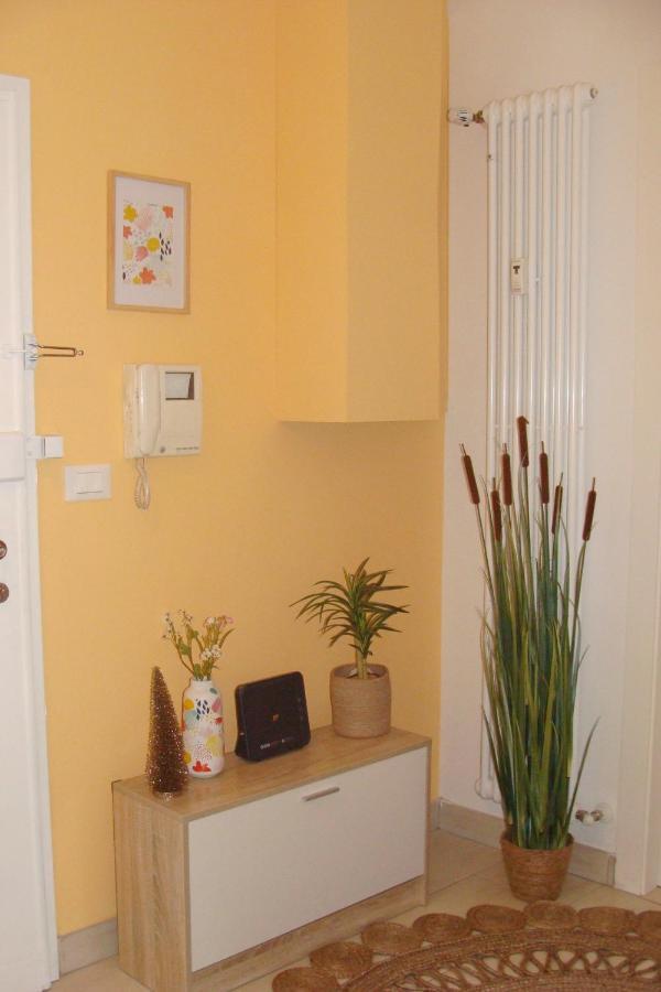 La Finestra Sulla Fiera Bed & Breakfast Bologna Exterior foto